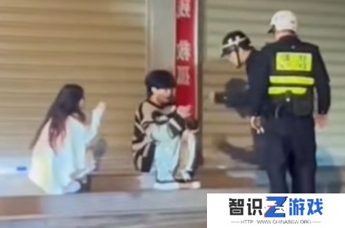 纯爱战士应声倒地，百万粉情感主播遭背叛，千里突击女友当街骂痛哭