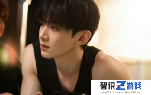 《难哄》看懂桑延陪温以凡玩4年游戏，才猛然发现，他的爱究竟有多深